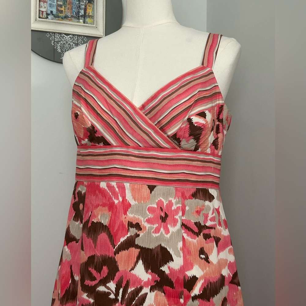 R&K Originals Dress Cross Over V-Neck Empire Waist Fit/Flare Smocked Back Size 6 - Picture 3 of 15
